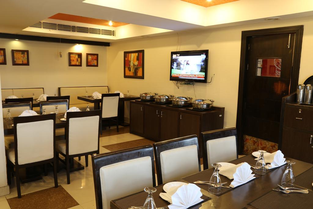 Hotel Softel Plaza Clement Town Dış mekan fotoğraf