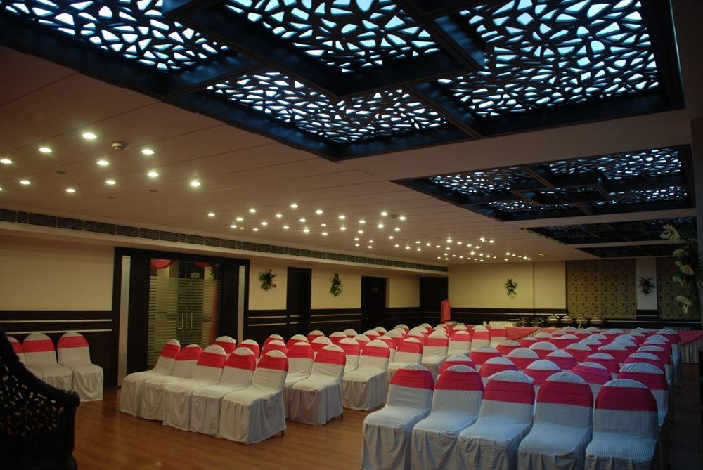 Hotel Softel Plaza Clement Town Dış mekan fotoğraf