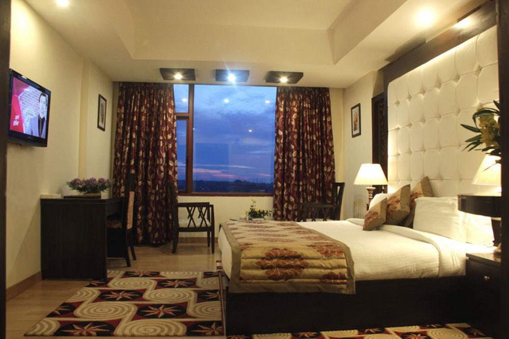 Hotel Softel Plaza Clement Town Dış mekan fotoğraf