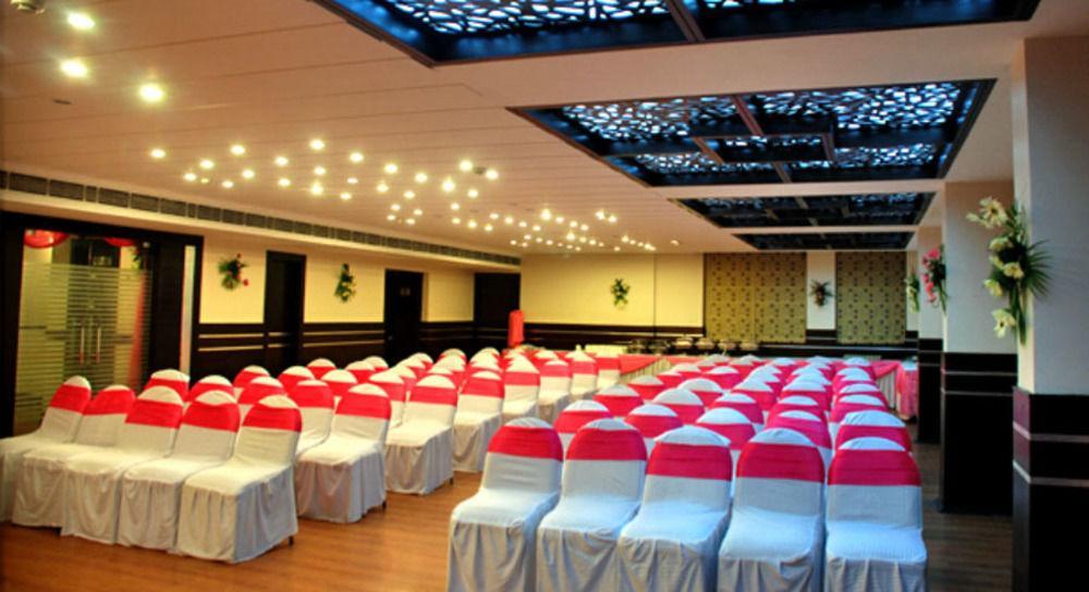 Hotel Softel Plaza Clement Town Dış mekan fotoğraf