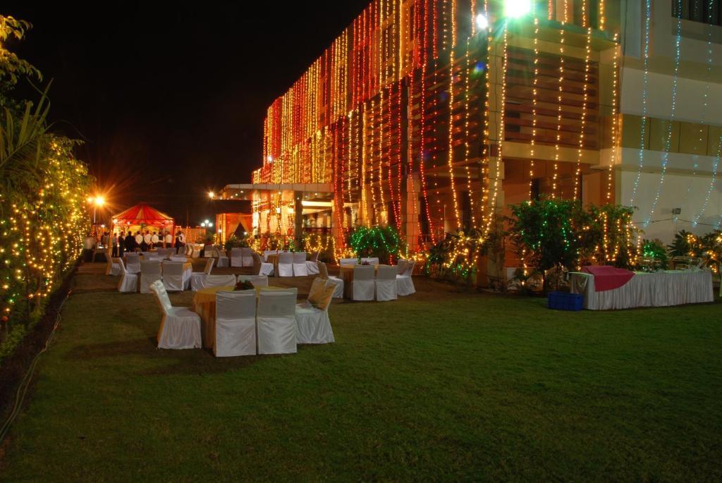 Hotel Softel Plaza Clement Town Dış mekan fotoğraf