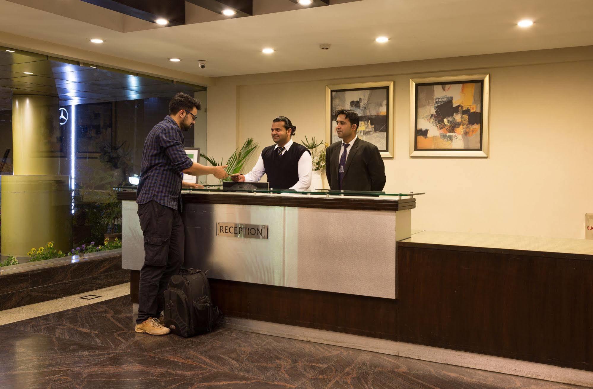 Hotel Softel Plaza Clement Town Dış mekan fotoğraf