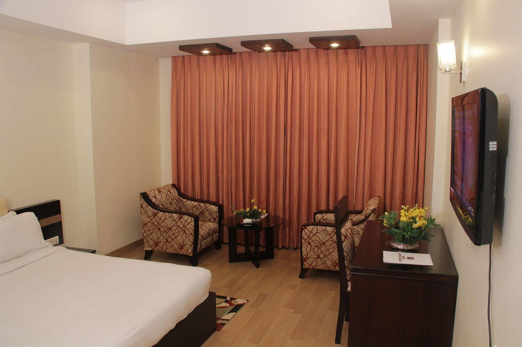Hotel Softel Plaza Clement Town Dış mekan fotoğraf